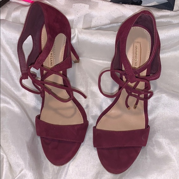 Heels - Picture 1 of 2